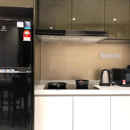 8 Kia Peng Suites Klcc By Luna Kuala Lumpur Exteriör bild