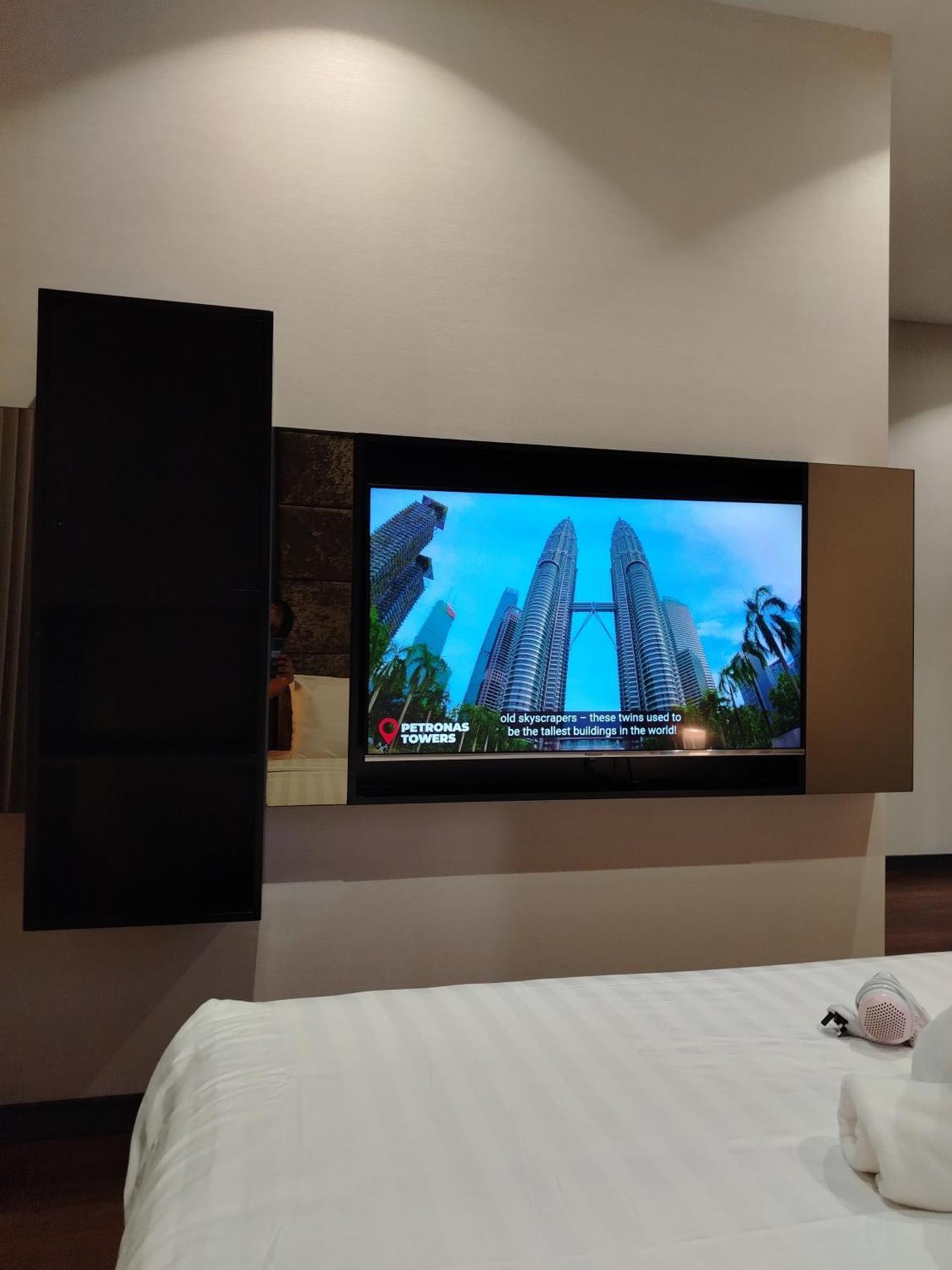 8 Kia Peng Suites Klcc By Luna Kuala Lumpur Exteriör bild